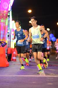 BIB: 40013
                            <button type="button" onclick="openModal(14225743)" class="btn btn-primary btn-sm float-right btn-popup" data-toggle="modal" data-target=".modal-high-quality">
                        <i class="fas fa-shopping-cart"></i> Add to Cart
                    </button>
                                            <button type="button" onclick="isThisMe(14225743, true)" class="btn btn-success btn-sm float-right btn-popup btn-isme hidden" data-toggle="tooltip" data-placement="bottom" title="นี่คือรูปของคุณใช่ไหม คลิกที่นี่เพื่อเอาเข้าอัลบั้ม">
                        <i class="fas fa-plus"></i> Add to album
                    </button>
                    <button type="button" onclick="isThisMe(14225743, false)" class="btn btn-warning btn-sm float-right btn-popup btn-isnotme hidden">
                        <i class="fas fa-ban"></i> Remove from album
                    </button>