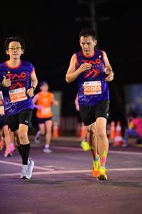 BIB: 27058, 20005
                            <button type="button" onclick="openModal(14335682)" class="btn btn-primary btn-sm float-right btn-popup" data-toggle="modal" data-target=".modal-high-quality">
                        <i class="fas fa-shopping-cart"></i> Add to Cart
                    </button>
                                            <button type="button" onclick="isThisMe(14335682, true)" class="btn btn-success btn-sm float-right btn-popup btn-isme hidden" data-toggle="tooltip" data-placement="bottom" title="นี่คือรูปของคุณใช่ไหม คลิกที่นี่เพื่อเอาเข้าอัลบั้ม">
                        <i class="fas fa-plus"></i> Add to album
                    </button>
                    <button type="button" onclick="isThisMe(14335682, false)" class="btn btn-warning btn-sm float-right btn-popup btn-isnotme hidden">
                        <i class="fas fa-ban"></i> Remove from album
                    </button>