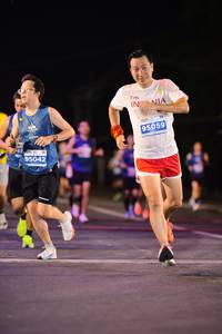 BIB: 95059, 95042
                            <button type="button" onclick="openModal(14298568)" class="btn btn-primary btn-sm float-right btn-popup" data-toggle="modal" data-target=".modal-high-quality">
                        <i class="fas fa-shopping-cart"></i> Add to Cart
                    </button>
                                            <button type="button" onclick="isThisMe(14298568, true)" class="btn btn-success btn-sm float-right btn-popup btn-isme hidden" data-toggle="tooltip" data-placement="bottom" title="นี่คือรูปของคุณใช่ไหม คลิกที่นี่เพื่อเอาเข้าอัลบั้ม">
                        <i class="fas fa-plus"></i> Add to album
                    </button>
                    <button type="button" onclick="isThisMe(14298568, false)" class="btn btn-warning btn-sm float-right btn-popup btn-isnotme hidden">
                        <i class="fas fa-ban"></i> Remove from album
                    </button>