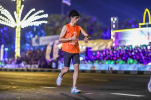 BIB: 5975
                            <button type="button" onclick="openModal(14962347)" class="btn btn-primary btn-sm float-right btn-popup" data-toggle="modal" data-target=".modal-high-quality">
                        <i class="fas fa-shopping-cart"></i> Add to Cart
                    </button>
                                            <button type="button" onclick="isThisMe(14962347, true)" class="btn btn-success btn-sm float-right btn-popup btn-isme hidden" data-toggle="tooltip" data-placement="bottom" title="นี่คือรูปของคุณใช่ไหม คลิกที่นี่เพื่อเอาเข้าอัลบั้ม">
                        <i class="fas fa-plus"></i> Add to album
                    </button>
                    <button type="button" onclick="isThisMe(14962347, false)" class="btn btn-warning btn-sm float-right btn-popup btn-isnotme hidden">
                        <i class="fas fa-ban"></i> Remove from album
                    </button>