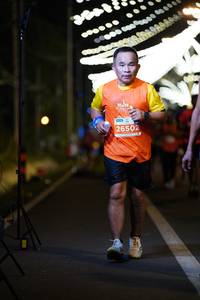 BIB: 26502
                            <button type="button" onclick="openModal(15360738)" class="btn btn-primary btn-sm float-right btn-popup" data-toggle="modal" data-target=".modal-high-quality">
                        <i class="fas fa-shopping-cart"></i> Add to Cart
                    </button>
                                            <button type="button" onclick="isThisMe(15360738, true)" class="btn btn-success btn-sm float-right btn-popup btn-isme hidden" data-toggle="tooltip" data-placement="bottom" title="นี่คือรูปของคุณใช่ไหม คลิกที่นี่เพื่อเอาเข้าอัลบั้ม">
                        <i class="fas fa-plus"></i> Add to album
                    </button>
                    <button type="button" onclick="isThisMe(15360738, false)" class="btn btn-warning btn-sm float-right btn-popup btn-isnotme hidden">
                        <i class="fas fa-ban"></i> Remove from album
                    </button>