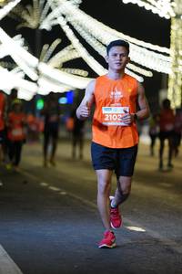 BIB: 2102
                            <button type="button" onclick="openModal(15283189)" class="btn btn-primary btn-sm float-right btn-popup" data-toggle="modal" data-target=".modal-high-quality">
                        <i class="fas fa-shopping-cart"></i> Add to Cart
                    </button>
                                            <button type="button" onclick="isThisMe(15283189, true)" class="btn btn-success btn-sm float-right btn-popup btn-isme hidden" data-toggle="tooltip" data-placement="bottom" title="นี่คือรูปของคุณใช่ไหม คลิกที่นี่เพื่อเอาเข้าอัลบั้ม">
                        <i class="fas fa-plus"></i> Add to album
                    </button>
                    <button type="button" onclick="isThisMe(15283189, false)" class="btn btn-warning btn-sm float-right btn-popup btn-isnotme hidden">
                        <i class="fas fa-ban"></i> Remove from album
                    </button>