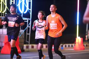 BIB: 20861, 26254, 22953
                            <button type="button" onclick="openModal(15477749)" class="btn btn-primary btn-sm float-right btn-popup" data-toggle="modal" data-target=".modal-high-quality">
                        <i class="fas fa-shopping-cart"></i> Add to Cart
                    </button>
                                            <button type="button" onclick="isThisMe(15477749, true)" class="btn btn-success btn-sm float-right btn-popup btn-isme hidden" data-toggle="tooltip" data-placement="bottom" title="นี่คือรูปของคุณใช่ไหม คลิกที่นี่เพื่อเอาเข้าอัลบั้ม">
                        <i class="fas fa-plus"></i> Add to album
                    </button>
                    <button type="button" onclick="isThisMe(15477749, false)" class="btn btn-warning btn-sm float-right btn-popup btn-isnotme hidden">
                        <i class="fas fa-ban"></i> Remove from album
                    </button>