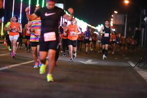 BIB: 214
                            <button type="button" onclick="openModal(15477047)" class="btn btn-primary btn-sm float-right btn-popup" data-toggle="modal" data-target=".modal-high-quality">
                        <i class="fas fa-shopping-cart"></i> Add to Cart
                    </button>
                                            <button type="button" onclick="isThisMe(15477047, true)" class="btn btn-success btn-sm float-right btn-popup btn-isme hidden" data-toggle="tooltip" data-placement="bottom" title="นี่คือรูปของคุณใช่ไหม คลิกที่นี่เพื่อเอาเข้าอัลบั้ม">
                        <i class="fas fa-plus"></i> Add to album
                    </button>
                    <button type="button" onclick="isThisMe(15477047, false)" class="btn btn-warning btn-sm float-right btn-popup btn-isnotme hidden">
                        <i class="fas fa-ban"></i> Remove from album
                    </button>