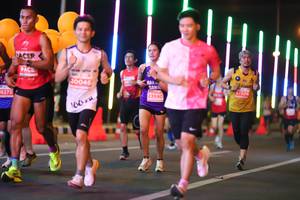 BIB: 20046, 26272, 27506, 23990, 160
                            <button type="button" onclick="openModal(13835459)" class="btn btn-primary btn-sm float-right btn-popup" data-toggle="modal" data-target=".modal-high-quality">
                        <i class="fas fa-shopping-cart"></i> Add to Cart
                    </button>
                                            <button type="button" onclick="isThisMe(13835459, true)" class="btn btn-success btn-sm float-right btn-popup btn-isme hidden" data-toggle="tooltip" data-placement="bottom" title="นี่คือรูปของคุณใช่ไหม คลิกที่นี่เพื่อเอาเข้าอัลบั้ม">
                        <i class="fas fa-plus"></i> Add to album
                    </button>
                    <button type="button" onclick="isThisMe(13835459, false)" class="btn btn-warning btn-sm float-right btn-popup btn-isnotme hidden">
                        <i class="fas fa-ban"></i> Remove from album
                    </button>