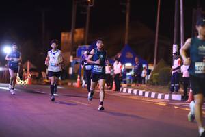 BIB: 401, 40376
                            <button type="button" onclick="openModal(15485912)" class="btn btn-primary btn-sm float-right btn-popup" data-toggle="modal" data-target=".modal-high-quality">
                        <i class="fas fa-shopping-cart"></i> Add to Cart
                    </button>
                                            <button type="button" onclick="isThisMe(15485912, true)" class="btn btn-success btn-sm float-right btn-popup btn-isme hidden" data-toggle="tooltip" data-placement="bottom" title="นี่คือรูปของคุณใช่ไหม คลิกที่นี่เพื่อเอาเข้าอัลบั้ม">
                        <i class="fas fa-plus"></i> Add to album
                    </button>
                    <button type="button" onclick="isThisMe(15485912, false)" class="btn btn-warning btn-sm float-right btn-popup btn-isnotme hidden">
                        <i class="fas fa-ban"></i> Remove from album
                    </button>