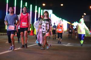 BIB: 27311, 26422, 267
                            <button type="button" onclick="openModal(13761218)" class="btn btn-primary btn-sm float-right btn-popup" data-toggle="modal" data-target=".modal-high-quality">
                        <i class="fas fa-shopping-cart"></i> Add to Cart
                    </button>
                                            <button type="button" onclick="isThisMe(13761218, true)" class="btn btn-success btn-sm float-right btn-popup btn-isme hidden" data-toggle="tooltip" data-placement="bottom" title="นี่คือรูปของคุณใช่ไหม คลิกที่นี่เพื่อเอาเข้าอัลบั้ม">
                        <i class="fas fa-plus"></i> Add to album
                    </button>
                    <button type="button" onclick="isThisMe(13761218, false)" class="btn btn-warning btn-sm float-right btn-popup btn-isnotme hidden">
                        <i class="fas fa-ban"></i> Remove from album
                    </button>