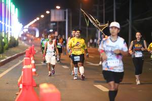 BIB: 542, 47524
                            <button type="button" onclick="openModal(14817631)" class="btn btn-primary btn-sm float-right btn-popup" data-toggle="modal" data-target=".modal-high-quality">
                        <i class="fas fa-shopping-cart"></i> Add to Cart
                    </button>
                                            <button type="button" onclick="isThisMe(14817631, true)" class="btn btn-success btn-sm float-right btn-popup btn-isme hidden" data-toggle="tooltip" data-placement="bottom" title="นี่คือรูปของคุณใช่ไหม คลิกที่นี่เพื่อเอาเข้าอัลบั้ม">
                        <i class="fas fa-plus"></i> Add to album
                    </button>
                    <button type="button" onclick="isThisMe(14817631, false)" class="btn btn-warning btn-sm float-right btn-popup btn-isnotme hidden">
                        <i class="fas fa-ban"></i> Remove from album
                    </button>