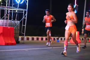 BIB: 25350, 25801
                            <button type="button" onclick="openModal(13756912)" class="btn btn-primary btn-sm float-right btn-popup" data-toggle="modal" data-target=".modal-high-quality">
                        <i class="fas fa-shopping-cart"></i> Add to Cart
                    </button>
                                            <button type="button" onclick="isThisMe(13756912, true)" class="btn btn-success btn-sm float-right btn-popup btn-isme hidden" data-toggle="tooltip" data-placement="bottom" title="นี่คือรูปของคุณใช่ไหม คลิกที่นี่เพื่อเอาเข้าอัลบั้ม">
                        <i class="fas fa-plus"></i> Add to album
                    </button>
                    <button type="button" onclick="isThisMe(13756912, false)" class="btn btn-warning btn-sm float-right btn-popup btn-isnotme hidden">
                        <i class="fas fa-ban"></i> Remove from album
                    </button>