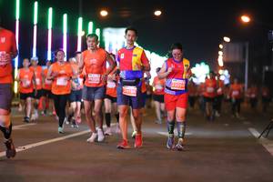 BIB: 76220, 22050, 20198
                            <button type="button" onclick="openModal(13786808)" class="btn btn-primary btn-sm float-right btn-popup" data-toggle="modal" data-target=".modal-high-quality">
                        <i class="fas fa-shopping-cart"></i> Add to Cart
                    </button>
                                            <button type="button" onclick="isThisMe(13786808, true)" class="btn btn-success btn-sm float-right btn-popup btn-isme hidden" data-toggle="tooltip" data-placement="bottom" title="นี่คือรูปของคุณใช่ไหม คลิกที่นี่เพื่อเอาเข้าอัลบั้ม">
                        <i class="fas fa-plus"></i> Add to album
                    </button>
                    <button type="button" onclick="isThisMe(13786808, false)" class="btn btn-warning btn-sm float-right btn-popup btn-isnotme hidden">
                        <i class="fas fa-ban"></i> Remove from album
                    </button>