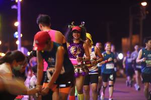 BIB: 408
                            <button type="button" onclick="openModal(14982091)" class="btn btn-primary btn-sm float-right btn-popup" data-toggle="modal" data-target=".modal-high-quality">
                        <i class="fas fa-shopping-cart"></i> Add to Cart
                    </button>
                                            <button type="button" onclick="isThisMe(14982091, true)" class="btn btn-success btn-sm float-right btn-popup btn-isme hidden" data-toggle="tooltip" data-placement="bottom" title="นี่คือรูปของคุณใช่ไหม คลิกที่นี่เพื่อเอาเข้าอัลบั้ม">
                        <i class="fas fa-plus"></i> Add to album
                    </button>
                    <button type="button" onclick="isThisMe(14982091, false)" class="btn btn-warning btn-sm float-right btn-popup btn-isnotme hidden">
                        <i class="fas fa-ban"></i> Remove from album
                    </button>