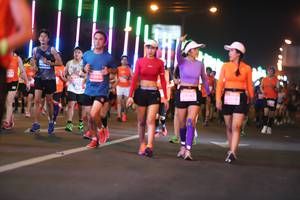 BIB: 579, 21868, 28143, 23176
                            <button type="button" onclick="openModal(13749125)" class="btn btn-primary btn-sm float-right btn-popup" data-toggle="modal" data-target=".modal-high-quality">
                        <i class="fas fa-shopping-cart"></i> Add to Cart
                    </button>
                                            <button type="button" onclick="isThisMe(13749125, true)" class="btn btn-success btn-sm float-right btn-popup btn-isme hidden" data-toggle="tooltip" data-placement="bottom" title="นี่คือรูปของคุณใช่ไหม คลิกที่นี่เพื่อเอาเข้าอัลบั้ม">
                        <i class="fas fa-plus"></i> Add to album
                    </button>
                    <button type="button" onclick="isThisMe(13749125, false)" class="btn btn-warning btn-sm float-right btn-popup btn-isnotme hidden">
                        <i class="fas fa-ban"></i> Remove from album
                    </button>