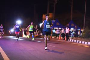 BIB: 4652
                            <button type="button" onclick="openModal(15486003)" class="btn btn-primary btn-sm float-right btn-popup" data-toggle="modal" data-target=".modal-high-quality">
                        <i class="fas fa-shopping-cart"></i> Add to Cart
                    </button>
                                            <button type="button" onclick="isThisMe(15486003, true)" class="btn btn-success btn-sm float-right btn-popup btn-isme hidden" data-toggle="tooltip" data-placement="bottom" title="นี่คือรูปของคุณใช่ไหม คลิกที่นี่เพื่อเอาเข้าอัลบั้ม">
                        <i class="fas fa-plus"></i> Add to album
                    </button>
                    <button type="button" onclick="isThisMe(15486003, false)" class="btn btn-warning btn-sm float-right btn-popup btn-isnotme hidden">
                        <i class="fas fa-ban"></i> Remove from album
                    </button>