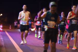 BIB: 46244, 754, 0418
                            <button type="button" onclick="openModal(13935583)" class="btn btn-primary btn-sm float-right btn-popup" data-toggle="modal" data-target=".modal-high-quality">
                        <i class="fas fa-shopping-cart"></i> Add to Cart
                    </button>
                                            <button type="button" onclick="isThisMe(13935583, true)" class="btn btn-success btn-sm float-right btn-popup btn-isme hidden" data-toggle="tooltip" data-placement="bottom" title="นี่คือรูปของคุณใช่ไหม คลิกที่นี่เพื่อเอาเข้าอัลบั้ม">
                        <i class="fas fa-plus"></i> Add to album
                    </button>
                    <button type="button" onclick="isThisMe(13935583, false)" class="btn btn-warning btn-sm float-right btn-popup btn-isnotme hidden">
                        <i class="fas fa-ban"></i> Remove from album
                    </button>