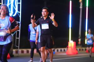 BIB: 14264
                            <button type="button" onclick="openModal(14579054)" class="btn btn-primary btn-sm float-right btn-popup" data-toggle="modal" data-target=".modal-high-quality">
                        <i class="fas fa-shopping-cart"></i> Add to Cart
                    </button>
                                            <button type="button" onclick="isThisMe(14579054, true)" class="btn btn-success btn-sm float-right btn-popup btn-isme hidden" data-toggle="tooltip" data-placement="bottom" title="นี่คือรูปของคุณใช่ไหม คลิกที่นี่เพื่อเอาเข้าอัลบั้ม">
                        <i class="fas fa-plus"></i> Add to album
                    </button>
                    <button type="button" onclick="isThisMe(14579054, false)" class="btn btn-warning btn-sm float-right btn-popup btn-isnotme hidden">
                        <i class="fas fa-ban"></i> Remove from album
                    </button>