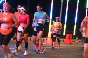 BIB: 3672
                            <button type="button" onclick="openModal(13745558)" class="btn btn-primary btn-sm float-right btn-popup" data-toggle="modal" data-target=".modal-high-quality">
                        <i class="fas fa-shopping-cart"></i> Add to Cart
                    </button>
                                            <button type="button" onclick="isThisMe(13745558, true)" class="btn btn-success btn-sm float-right btn-popup btn-isme hidden" data-toggle="tooltip" data-placement="bottom" title="นี่คือรูปของคุณใช่ไหม คลิกที่นี่เพื่อเอาเข้าอัลบั้ม">
                        <i class="fas fa-plus"></i> Add to album
                    </button>
                    <button type="button" onclick="isThisMe(13745558, false)" class="btn btn-warning btn-sm float-right btn-popup btn-isnotme hidden">
                        <i class="fas fa-ban"></i> Remove from album
                    </button>