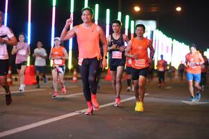 BIB: 25340, 27488
                            <button type="button" onclick="openModal(13765298)" class="btn btn-primary btn-sm float-right btn-popup" data-toggle="modal" data-target=".modal-high-quality">
                        <i class="fas fa-shopping-cart"></i> Add to Cart
                    </button>
                                            <button type="button" onclick="isThisMe(13765298, true)" class="btn btn-success btn-sm float-right btn-popup btn-isme hidden" data-toggle="tooltip" data-placement="bottom" title="นี่คือรูปของคุณใช่ไหม คลิกที่นี่เพื่อเอาเข้าอัลบั้ม">
                        <i class="fas fa-plus"></i> Add to album
                    </button>
                    <button type="button" onclick="isThisMe(13765298, false)" class="btn btn-warning btn-sm float-right btn-popup btn-isnotme hidden">
                        <i class="fas fa-ban"></i> Remove from album
                    </button>