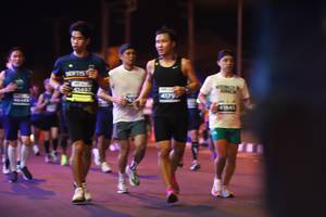 BIB: 41497, 4179, 449, 41845
                            <button type="button" onclick="openModal(14880850)" class="btn btn-primary btn-sm float-right btn-popup" data-toggle="modal" data-target=".modal-high-quality">
                        <i class="fas fa-shopping-cart"></i> Add to Cart
                    </button>
                                            <button type="button" onclick="isThisMe(14880850, true)" class="btn btn-success btn-sm float-right btn-popup btn-isme hidden" data-toggle="tooltip" data-placement="bottom" title="นี่คือรูปของคุณใช่ไหม คลิกที่นี่เพื่อเอาเข้าอัลบั้ม">
                        <i class="fas fa-plus"></i> Add to album
                    </button>
                    <button type="button" onclick="isThisMe(14880850, false)" class="btn btn-warning btn-sm float-right btn-popup btn-isnotme hidden">
                        <i class="fas fa-ban"></i> Remove from album
                    </button>