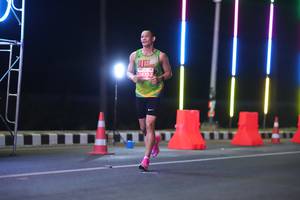 BIB: 26392
                            <button type="button" onclick="openModal(13745621)" class="btn btn-primary btn-sm float-right btn-popup" data-toggle="modal" data-target=".modal-high-quality">
                        <i class="fas fa-shopping-cart"></i> Add to Cart
                    </button>
                                            <button type="button" onclick="isThisMe(13745621, true)" class="btn btn-success btn-sm float-right btn-popup btn-isme hidden" data-toggle="tooltip" data-placement="bottom" title="นี่คือรูปของคุณใช่ไหม คลิกที่นี่เพื่อเอาเข้าอัลบั้ม">
                        <i class="fas fa-plus"></i> Add to album
                    </button>
                    <button type="button" onclick="isThisMe(13745621, false)" class="btn btn-warning btn-sm float-right btn-popup btn-isnotme hidden">
                        <i class="fas fa-ban"></i> Remove from album
                    </button>