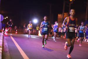 BIB: 401, 42468
                            <button type="button" onclick="openModal(15486934)" class="btn btn-primary btn-sm float-right btn-popup" data-toggle="modal" data-target=".modal-high-quality">
                        <i class="fas fa-shopping-cart"></i> Add to Cart
                    </button>
                                            <button type="button" onclick="isThisMe(15486934, true)" class="btn btn-success btn-sm float-right btn-popup btn-isme hidden" data-toggle="tooltip" data-placement="bottom" title="นี่คือรูปของคุณใช่ไหม คลิกที่นี่เพื่อเอาเข้าอัลบั้ม">
                        <i class="fas fa-plus"></i> Add to album
                    </button>
                    <button type="button" onclick="isThisMe(15486934, false)" class="btn btn-warning btn-sm float-right btn-popup btn-isnotme hidden">
                        <i class="fas fa-ban"></i> Remove from album
                    </button>