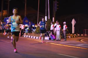 BIB: 6626
                            <button type="button" onclick="openModal(15486097)" class="btn btn-primary btn-sm float-right btn-popup" data-toggle="modal" data-target=".modal-high-quality">
                        <i class="fas fa-shopping-cart"></i> Add to Cart
                    </button>
                                            <button type="button" onclick="isThisMe(15486097, true)" class="btn btn-success btn-sm float-right btn-popup btn-isme hidden" data-toggle="tooltip" data-placement="bottom" title="นี่คือรูปของคุณใช่ไหม คลิกที่นี่เพื่อเอาเข้าอัลบั้ม">
                        <i class="fas fa-plus"></i> Add to album
                    </button>
                    <button type="button" onclick="isThisMe(15486097, false)" class="btn btn-warning btn-sm float-right btn-popup btn-isnotme hidden">
                        <i class="fas fa-ban"></i> Remove from album
                    </button>