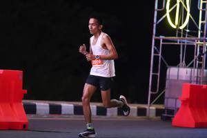 BIB: 20119
                            <button type="button" onclick="openModal(13739863)" class="btn btn-primary btn-sm float-right btn-popup" data-toggle="modal" data-target=".modal-high-quality">
                        <i class="fas fa-shopping-cart"></i> Add to Cart
                    </button>
                                            <button type="button" onclick="isThisMe(13739863, true)" class="btn btn-success btn-sm float-right btn-popup btn-isme hidden" data-toggle="tooltip" data-placement="bottom" title="นี่คือรูปของคุณใช่ไหม คลิกที่นี่เพื่อเอาเข้าอัลบั้ม">
                        <i class="fas fa-plus"></i> Add to album
                    </button>
                    <button type="button" onclick="isThisMe(13739863, false)" class="btn btn-warning btn-sm float-right btn-popup btn-isnotme hidden">
                        <i class="fas fa-ban"></i> Remove from album
                    </button>