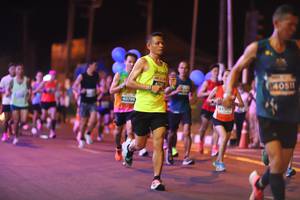 BIB: 4051
                            <button type="button" onclick="openModal(15486618)" class="btn btn-primary btn-sm float-right btn-popup" data-toggle="modal" data-target=".modal-high-quality">
                        <i class="fas fa-shopping-cart"></i> Add to Cart
                    </button>
                                            <button type="button" onclick="isThisMe(15486618, true)" class="btn btn-success btn-sm float-right btn-popup btn-isme hidden" data-toggle="tooltip" data-placement="bottom" title="นี่คือรูปของคุณใช่ไหม คลิกที่นี่เพื่อเอาเข้าอัลบั้ม">
                        <i class="fas fa-plus"></i> Add to album
                    </button>
                    <button type="button" onclick="isThisMe(15486618, false)" class="btn btn-warning btn-sm float-right btn-popup btn-isnotme hidden">
                        <i class="fas fa-ban"></i> Remove from album
                    </button>