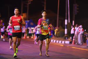 BIB: 41689, 4008
                            <button type="button" onclick="openModal(15487442)" class="btn btn-primary btn-sm float-right btn-popup" data-toggle="modal" data-target=".modal-high-quality">
                        <i class="fas fa-shopping-cart"></i> Add to Cart
                    </button>
                                            <button type="button" onclick="isThisMe(15487442, true)" class="btn btn-success btn-sm float-right btn-popup btn-isme hidden" data-toggle="tooltip" data-placement="bottom" title="นี่คือรูปของคุณใช่ไหม คลิกที่นี่เพื่อเอาเข้าอัลบั้ม">
                        <i class="fas fa-plus"></i> Add to album
                    </button>
                    <button type="button" onclick="isThisMe(15487442, false)" class="btn btn-warning btn-sm float-right btn-popup btn-isnotme hidden">
                        <i class="fas fa-ban"></i> Remove from album
                    </button>