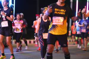 BIB: 21842, 22791, 2399
                            <button type="button" onclick="openModal(13811309)" class="btn btn-primary btn-sm float-right btn-popup" data-toggle="modal" data-target=".modal-high-quality">
                        <i class="fas fa-shopping-cart"></i> Add to Cart
                    </button>
                                            <button type="button" onclick="isThisMe(13811309, true)" class="btn btn-success btn-sm float-right btn-popup btn-isme hidden" data-toggle="tooltip" data-placement="bottom" title="นี่คือรูปของคุณใช่ไหม คลิกที่นี่เพื่อเอาเข้าอัลบั้ม">
                        <i class="fas fa-plus"></i> Add to album
                    </button>
                    <button type="button" onclick="isThisMe(13811309, false)" class="btn btn-warning btn-sm float-right btn-popup btn-isnotme hidden">
                        <i class="fas fa-ban"></i> Remove from album
                    </button>