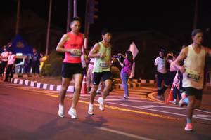 BIB: 4663, 133
                            <button type="button" onclick="openModal(15486552)" class="btn btn-primary btn-sm float-right btn-popup" data-toggle="modal" data-target=".modal-high-quality">
                        <i class="fas fa-shopping-cart"></i> Add to Cart
                    </button>
                                            <button type="button" onclick="isThisMe(15486552, true)" class="btn btn-success btn-sm float-right btn-popup btn-isme hidden" data-toggle="tooltip" data-placement="bottom" title="นี่คือรูปของคุณใช่ไหม คลิกที่นี่เพื่อเอาเข้าอัลบั้ม">
                        <i class="fas fa-plus"></i> Add to album
                    </button>
                    <button type="button" onclick="isThisMe(15486552, false)" class="btn btn-warning btn-sm float-right btn-popup btn-isnotme hidden">
                        <i class="fas fa-ban"></i> Remove from album
                    </button>