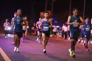 BIB: 40752, 42135
                            <button type="button" onclick="openModal(15486818)" class="btn btn-primary btn-sm float-right btn-popup" data-toggle="modal" data-target=".modal-high-quality">
                        <i class="fas fa-shopping-cart"></i> Add to Cart
                    </button>
                                            <button type="button" onclick="isThisMe(15486818, true)" class="btn btn-success btn-sm float-right btn-popup btn-isme hidden" data-toggle="tooltip" data-placement="bottom" title="นี่คือรูปของคุณใช่ไหม คลิกที่นี่เพื่อเอาเข้าอัลบั้ม">
                        <i class="fas fa-plus"></i> Add to album
                    </button>
                    <button type="button" onclick="isThisMe(15486818, false)" class="btn btn-warning btn-sm float-right btn-popup btn-isnotme hidden">
                        <i class="fas fa-ban"></i> Remove from album
                    </button>