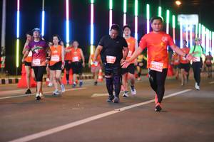 BIB: 20180, 24176
                            <button type="button" onclick="openModal(13753906)" class="btn btn-primary btn-sm float-right btn-popup" data-toggle="modal" data-target=".modal-high-quality">
                        <i class="fas fa-shopping-cart"></i> Add to Cart
                    </button>
                                            <button type="button" onclick="isThisMe(13753906, true)" class="btn btn-success btn-sm float-right btn-popup btn-isme hidden" data-toggle="tooltip" data-placement="bottom" title="นี่คือรูปของคุณใช่ไหม คลิกที่นี่เพื่อเอาเข้าอัลบั้ม">
                        <i class="fas fa-plus"></i> Add to album
                    </button>
                    <button type="button" onclick="isThisMe(13753906, false)" class="btn btn-warning btn-sm float-right btn-popup btn-isnotme hidden">
                        <i class="fas fa-ban"></i> Remove from album
                    </button>