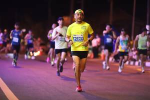 BIB: 40265
                            <button type="button" onclick="openModal(14352602)" class="btn btn-primary btn-sm float-right btn-popup" data-toggle="modal" data-target=".modal-high-quality">
                        <i class="fas fa-shopping-cart"></i> Add to Cart
                    </button>
                                            <button type="button" onclick="isThisMe(14352602, true)" class="btn btn-success btn-sm float-right btn-popup btn-isme hidden" data-toggle="tooltip" data-placement="bottom" title="นี่คือรูปของคุณใช่ไหม คลิกที่นี่เพื่อเอาเข้าอัลบั้ม">
                        <i class="fas fa-plus"></i> Add to album
                    </button>
                    <button type="button" onclick="isThisMe(14352602, false)" class="btn btn-warning btn-sm float-right btn-popup btn-isnotme hidden">
                        <i class="fas fa-ban"></i> Remove from album
                    </button>