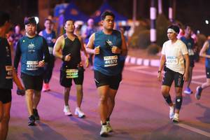 BIB: 47024, 46572, 43276, 40460
                            <button type="button" onclick="openModal(14802135)" class="btn btn-primary btn-sm float-right btn-popup" data-toggle="modal" data-target=".modal-high-quality">
                        <i class="fas fa-shopping-cart"></i> Add to Cart
                    </button>
                                            <button type="button" onclick="isThisMe(14802135, true)" class="btn btn-success btn-sm float-right btn-popup btn-isme hidden" data-toggle="tooltip" data-placement="bottom" title="นี่คือรูปของคุณใช่ไหม คลิกที่นี่เพื่อเอาเข้าอัลบั้ม">
                        <i class="fas fa-plus"></i> Add to album
                    </button>
                    <button type="button" onclick="isThisMe(14802135, false)" class="btn btn-warning btn-sm float-right btn-popup btn-isnotme hidden">
                        <i class="fas fa-ban"></i> Remove from album
                    </button>