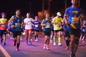 BIB: 40550, 45899, 7865
                            <button type="button" onclick="openModal(14950222)" class="btn btn-primary btn-sm float-right btn-popup" data-toggle="modal" data-target=".modal-high-quality">
                        <i class="fas fa-shopping-cart"></i> Add to Cart
                    </button>
                                            <button type="button" onclick="isThisMe(14950222, true)" class="btn btn-success btn-sm float-right btn-popup btn-isme hidden" data-toggle="tooltip" data-placement="bottom" title="นี่คือรูปของคุณใช่ไหม คลิกที่นี่เพื่อเอาเข้าอัลบั้ม">
                        <i class="fas fa-plus"></i> Add to album
                    </button>
                    <button type="button" onclick="isThisMe(14950222, false)" class="btn btn-warning btn-sm float-right btn-popup btn-isnotme hidden">
                        <i class="fas fa-ban"></i> Remove from album
                    </button>