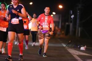BIB: 78202, 25110, 22587
                            <button type="button" onclick="openModal(13770226)" class="btn btn-primary btn-sm float-right btn-popup" data-toggle="modal" data-target=".modal-high-quality">
                        <i class="fas fa-shopping-cart"></i> Add to Cart
                    </button>
                                            <button type="button" onclick="isThisMe(13770226, true)" class="btn btn-success btn-sm float-right btn-popup btn-isme hidden" data-toggle="tooltip" data-placement="bottom" title="นี่คือรูปของคุณใช่ไหม คลิกที่นี่เพื่อเอาเข้าอัลบั้ม">
                        <i class="fas fa-plus"></i> Add to album
                    </button>
                    <button type="button" onclick="isThisMe(13770226, false)" class="btn btn-warning btn-sm float-right btn-popup btn-isnotme hidden">
                        <i class="fas fa-ban"></i> Remove from album
                    </button>