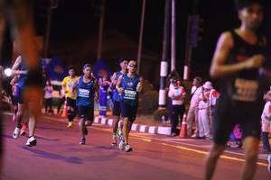 BIB: 81401, 40385
                            <button type="button" onclick="openModal(15487918)" class="btn btn-primary btn-sm float-right btn-popup" data-toggle="modal" data-target=".modal-high-quality">
                        <i class="fas fa-shopping-cart"></i> Add to Cart
                    </button>
                                            <button type="button" onclick="isThisMe(15487918, true)" class="btn btn-success btn-sm float-right btn-popup btn-isme hidden" data-toggle="tooltip" data-placement="bottom" title="นี่คือรูปของคุณใช่ไหม คลิกที่นี่เพื่อเอาเข้าอัลบั้ม">
                        <i class="fas fa-plus"></i> Add to album
                    </button>
                    <button type="button" onclick="isThisMe(15487918, false)" class="btn btn-warning btn-sm float-right btn-popup btn-isnotme hidden">
                        <i class="fas fa-ban"></i> Remove from album
                    </button>