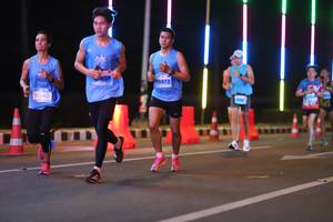 BIB: 0872, 640
                            <button type="button" onclick="openModal(15490203)" class="btn btn-primary btn-sm float-right btn-popup" data-toggle="modal" data-target=".modal-high-quality">
                        <i class="fas fa-shopping-cart"></i> Add to Cart
                    </button>
                                            <button type="button" onclick="isThisMe(15490203, true)" class="btn btn-success btn-sm float-right btn-popup btn-isme hidden" data-toggle="tooltip" data-placement="bottom" title="นี่คือรูปของคุณใช่ไหม คลิกที่นี่เพื่อเอาเข้าอัลบั้ม">
                        <i class="fas fa-plus"></i> Add to album
                    </button>
                    <button type="button" onclick="isThisMe(15490203, false)" class="btn btn-warning btn-sm float-right btn-popup btn-isnotme hidden">
                        <i class="fas fa-ban"></i> Remove from album
                    </button>