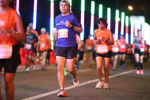 BIB: 281, 021, 28677
                            <button type="button" onclick="openModal(15486545)" class="btn btn-primary btn-sm float-right btn-popup" data-toggle="modal" data-target=".modal-high-quality">
                        <i class="fas fa-shopping-cart"></i> Add to Cart
                    </button>
                                            <button type="button" onclick="isThisMe(15486545, true)" class="btn btn-success btn-sm float-right btn-popup btn-isme hidden" data-toggle="tooltip" data-placement="bottom" title="นี่คือรูปของคุณใช่ไหม คลิกที่นี่เพื่อเอาเข้าอัลบั้ม">
                        <i class="fas fa-plus"></i> Add to album
                    </button>
                    <button type="button" onclick="isThisMe(15486545, false)" class="btn btn-warning btn-sm float-right btn-popup btn-isnotme hidden">
                        <i class="fas fa-ban"></i> Remove from album
                    </button>
