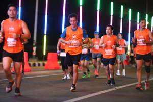 BIB: 27398, 218, 324, 22021
                            <button type="button" onclick="openModal(13786379)" class="btn btn-primary btn-sm float-right btn-popup" data-toggle="modal" data-target=".modal-high-quality">
                        <i class="fas fa-shopping-cart"></i> Add to Cart
                    </button>
                                            <button type="button" onclick="isThisMe(13786379, true)" class="btn btn-success btn-sm float-right btn-popup btn-isme hidden" data-toggle="tooltip" data-placement="bottom" title="นี่คือรูปของคุณใช่ไหม คลิกที่นี่เพื่อเอาเข้าอัลบั้ม">
                        <i class="fas fa-plus"></i> Add to album
                    </button>
                    <button type="button" onclick="isThisMe(13786379, false)" class="btn btn-warning btn-sm float-right btn-popup btn-isnotme hidden">
                        <i class="fas fa-ban"></i> Remove from album
                    </button>