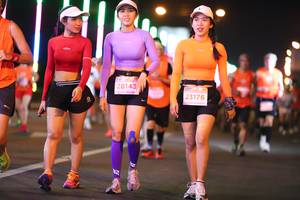 BIB: 28143, 23176
                            <button type="button" onclick="openModal(13750455)" class="btn btn-primary btn-sm float-right btn-popup" data-toggle="modal" data-target=".modal-high-quality">
                        <i class="fas fa-shopping-cart"></i> Add to Cart
                    </button>
                                            <button type="button" onclick="isThisMe(13750455, true)" class="btn btn-success btn-sm float-right btn-popup btn-isme hidden" data-toggle="tooltip" data-placement="bottom" title="นี่คือรูปของคุณใช่ไหม คลิกที่นี่เพื่อเอาเข้าอัลบั้ม">
                        <i class="fas fa-plus"></i> Add to album
                    </button>
                    <button type="button" onclick="isThisMe(13750455, false)" class="btn btn-warning btn-sm float-right btn-popup btn-isnotme hidden">
                        <i class="fas fa-ban"></i> Remove from album
                    </button>