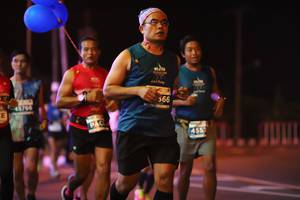 BIB: 766, 366, 455
                            <button type="button" onclick="openModal(14987141)" class="btn btn-primary btn-sm float-right btn-popup" data-toggle="modal" data-target=".modal-high-quality">
                        <i class="fas fa-shopping-cart"></i> Add to Cart
                    </button>
                                            <button type="button" onclick="isThisMe(14987141, true)" class="btn btn-success btn-sm float-right btn-popup btn-isme hidden" data-toggle="tooltip" data-placement="bottom" title="นี่คือรูปของคุณใช่ไหม คลิกที่นี่เพื่อเอาเข้าอัลบั้ม">
                        <i class="fas fa-plus"></i> Add to album
                    </button>
                    <button type="button" onclick="isThisMe(14987141, false)" class="btn btn-warning btn-sm float-right btn-popup btn-isnotme hidden">
                        <i class="fas fa-ban"></i> Remove from album
                    </button>