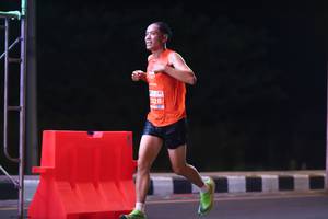 BIB: 528
                            <button type="button" onclick="openModal(13740562)" class="btn btn-primary btn-sm float-right btn-popup" data-toggle="modal" data-target=".modal-high-quality">
                        <i class="fas fa-shopping-cart"></i> Add to Cart
                    </button>
                                            <button type="button" onclick="isThisMe(13740562, true)" class="btn btn-success btn-sm float-right btn-popup btn-isme hidden" data-toggle="tooltip" data-placement="bottom" title="นี่คือรูปของคุณใช่ไหม คลิกที่นี่เพื่อเอาเข้าอัลบั้ม">
                        <i class="fas fa-plus"></i> Add to album
                    </button>
                    <button type="button" onclick="isThisMe(13740562, false)" class="btn btn-warning btn-sm float-right btn-popup btn-isnotme hidden">
                        <i class="fas fa-ban"></i> Remove from album
                    </button>