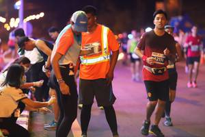 BIB: 12111
                            <button type="button" onclick="openModal(14797185)" class="btn btn-primary btn-sm float-right btn-popup" data-toggle="modal" data-target=".modal-high-quality">
                        <i class="fas fa-shopping-cart"></i> Add to Cart
                    </button>
                                            <button type="button" onclick="isThisMe(14797185, true)" class="btn btn-success btn-sm float-right btn-popup btn-isme hidden" data-toggle="tooltip" data-placement="bottom" title="นี่คือรูปของคุณใช่ไหม คลิกที่นี่เพื่อเอาเข้าอัลบั้ม">
                        <i class="fas fa-plus"></i> Add to album
                    </button>
                    <button type="button" onclick="isThisMe(14797185, false)" class="btn btn-warning btn-sm float-right btn-popup btn-isnotme hidden">
                        <i class="fas fa-ban"></i> Remove from album
                    </button>