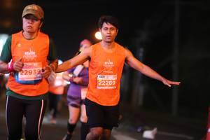 BIB: 22939, 22289
                            <button type="button" onclick="openModal(15477231)" class="btn btn-primary btn-sm float-right btn-popup" data-toggle="modal" data-target=".modal-high-quality">
                        <i class="fas fa-shopping-cart"></i> Add to Cart
                    </button>
                                            <button type="button" onclick="isThisMe(15477231, true)" class="btn btn-success btn-sm float-right btn-popup btn-isme hidden" data-toggle="tooltip" data-placement="bottom" title="นี่คือรูปของคุณใช่ไหม คลิกที่นี่เพื่อเอาเข้าอัลบั้ม">
                        <i class="fas fa-plus"></i> Add to album
                    </button>
                    <button type="button" onclick="isThisMe(15477231, false)" class="btn btn-warning btn-sm float-right btn-popup btn-isnotme hidden">
                        <i class="fas fa-ban"></i> Remove from album
                    </button>