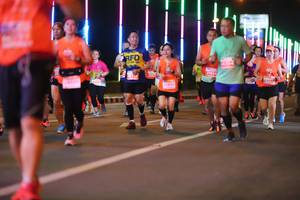 BIB: 0400
                            <button type="button" onclick="openModal(13776709)" class="btn btn-primary btn-sm float-right btn-popup" data-toggle="modal" data-target=".modal-high-quality">
                        <i class="fas fa-shopping-cart"></i> Add to Cart
                    </button>
                                            <button type="button" onclick="isThisMe(13776709, true)" class="btn btn-success btn-sm float-right btn-popup btn-isme hidden" data-toggle="tooltip" data-placement="bottom" title="นี่คือรูปของคุณใช่ไหม คลิกที่นี่เพื่อเอาเข้าอัลบั้ม">
                        <i class="fas fa-plus"></i> Add to album
                    </button>
                    <button type="button" onclick="isThisMe(13776709, false)" class="btn btn-warning btn-sm float-right btn-popup btn-isnotme hidden">
                        <i class="fas fa-ban"></i> Remove from album
                    </button>