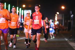 BIB: 624, 20648, 25784, 240
                            <button type="button" onclick="openModal(13766487)" class="btn btn-primary btn-sm float-right btn-popup" data-toggle="modal" data-target=".modal-high-quality">
                        <i class="fas fa-shopping-cart"></i> Add to Cart
                    </button>
                                            <button type="button" onclick="isThisMe(13766487, true)" class="btn btn-success btn-sm float-right btn-popup btn-isme hidden" data-toggle="tooltip" data-placement="bottom" title="นี่คือรูปของคุณใช่ไหม คลิกที่นี่เพื่อเอาเข้าอัลบั้ม">
                        <i class="fas fa-plus"></i> Add to album
                    </button>
                    <button type="button" onclick="isThisMe(13766487, false)" class="btn btn-warning btn-sm float-right btn-popup btn-isnotme hidden">
                        <i class="fas fa-ban"></i> Remove from album
                    </button>