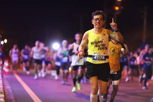 BIB: 41178
                            <button type="button" onclick="openModal(15487236)" class="btn btn-primary btn-sm float-right btn-popup" data-toggle="modal" data-target=".modal-high-quality">
                        <i class="fas fa-shopping-cart"></i> Add to Cart
                    </button>
                                            <button type="button" onclick="isThisMe(15487236, true)" class="btn btn-success btn-sm float-right btn-popup btn-isme hidden" data-toggle="tooltip" data-placement="bottom" title="นี่คือรูปของคุณใช่ไหม คลิกที่นี่เพื่อเอาเข้าอัลบั้ม">
                        <i class="fas fa-plus"></i> Add to album
                    </button>
                    <button type="button" onclick="isThisMe(15487236, false)" class="btn btn-warning btn-sm float-right btn-popup btn-isnotme hidden">
                        <i class="fas fa-ban"></i> Remove from album
                    </button>