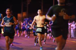 BIB: 4804, 46883
                            <button type="button" onclick="openModal(15489045)" class="btn btn-primary btn-sm float-right btn-popup" data-toggle="modal" data-target=".modal-high-quality">
                        <i class="fas fa-shopping-cart"></i> Add to Cart
                    </button>
                                            <button type="button" onclick="isThisMe(15489045, true)" class="btn btn-success btn-sm float-right btn-popup btn-isme hidden" data-toggle="tooltip" data-placement="bottom" title="นี่คือรูปของคุณใช่ไหม คลิกที่นี่เพื่อเอาเข้าอัลบั้ม">
                        <i class="fas fa-plus"></i> Add to album
                    </button>
                    <button type="button" onclick="isThisMe(15489045, false)" class="btn btn-warning btn-sm float-right btn-popup btn-isnotme hidden">
                        <i class="fas fa-ban"></i> Remove from album
                    </button>