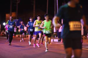 BIB: 40562
                            <button type="button" onclick="openModal(15488928)" class="btn btn-primary btn-sm float-right btn-popup" data-toggle="modal" data-target=".modal-high-quality">
                        <i class="fas fa-shopping-cart"></i> Add to Cart
                    </button>
                                            <button type="button" onclick="isThisMe(15488928, true)" class="btn btn-success btn-sm float-right btn-popup btn-isme hidden" data-toggle="tooltip" data-placement="bottom" title="นี่คือรูปของคุณใช่ไหม คลิกที่นี่เพื่อเอาเข้าอัลบั้ม">
                        <i class="fas fa-plus"></i> Add to album
                    </button>
                    <button type="button" onclick="isThisMe(15488928, false)" class="btn btn-warning btn-sm float-right btn-popup btn-isnotme hidden">
                        <i class="fas fa-ban"></i> Remove from album
                    </button>